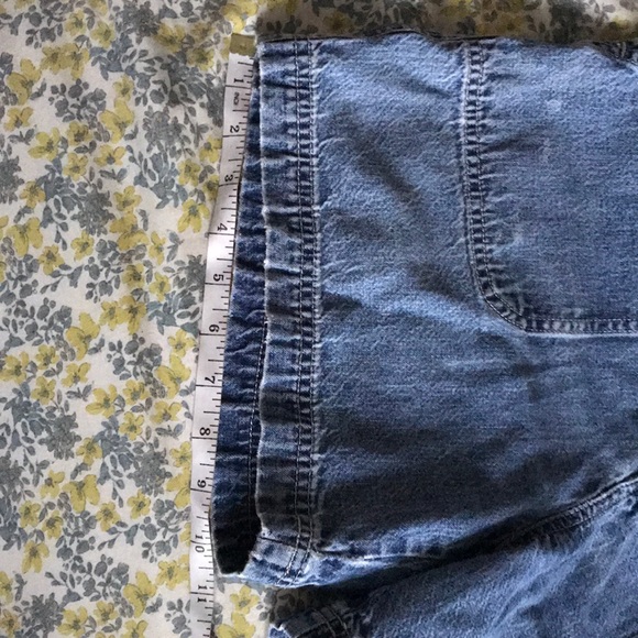 Vintage 90s Y2K denim cargo shorts - Picture 4 of 5